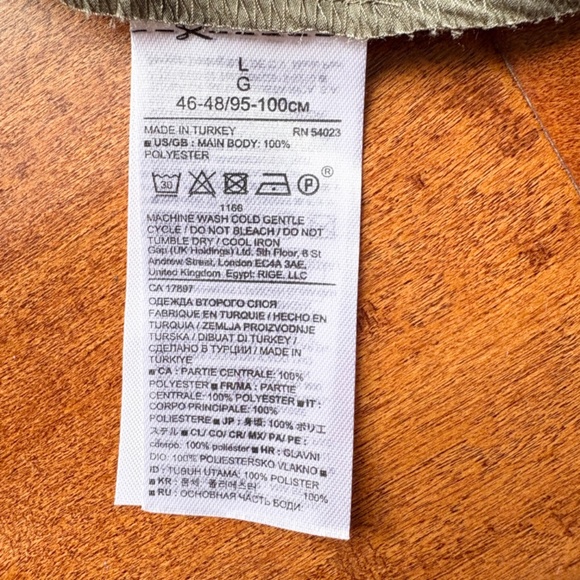 NWT Banana Republic Green Camo Bell-Sleeves Blouse L Semi-Sheer - Picture 9 of 9